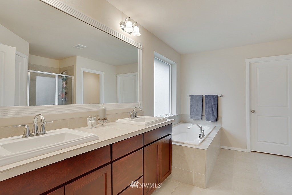 4113 222nd Place Southeast Bothell, WA 98021 - Photo 15 of 24