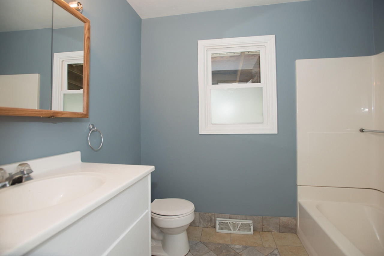 2032 Nazareth Road Kalamazoo, MI 49048 - Photo 8 of 21 Nazareth-8