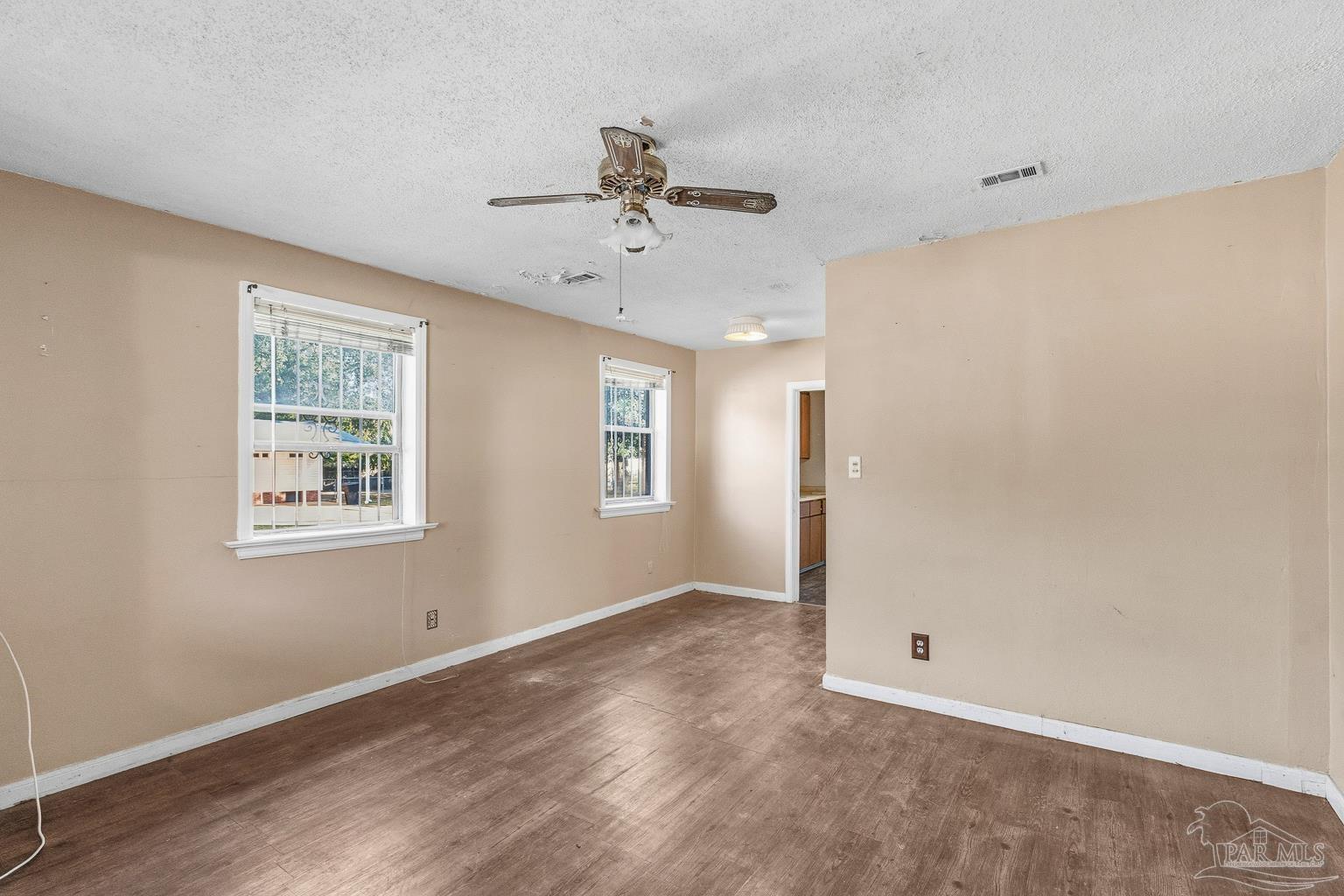 1920 North Spring Street Pensacola, FL 32501 - Photo 9 of 43 a view of an empty room with a window