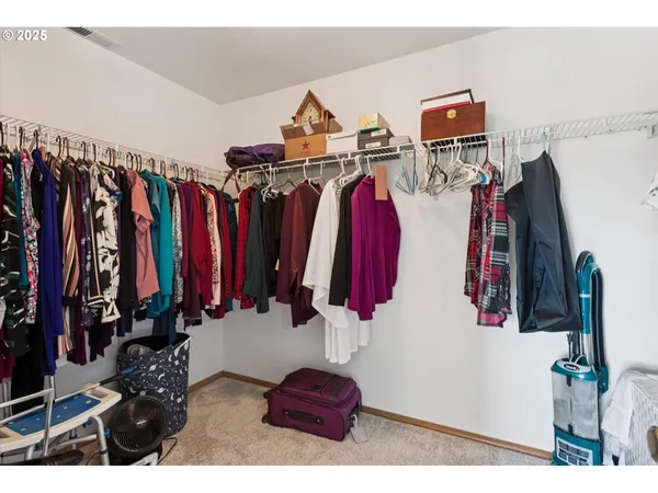 $639,000 | 15330 Southeast Ogden Drive, Portland, OR 97236