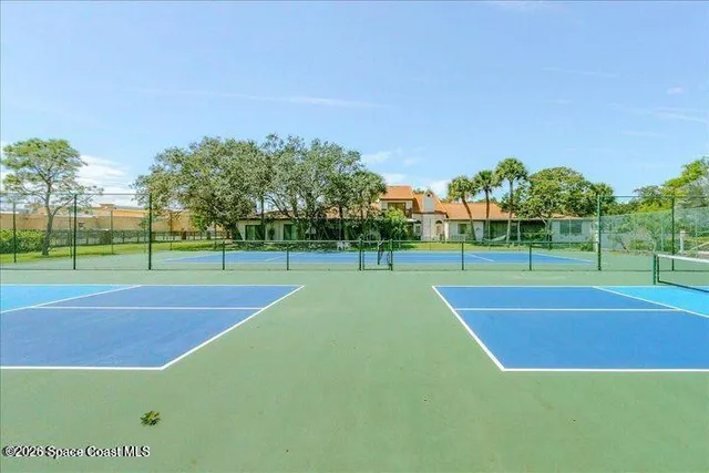 a view of a basketball court