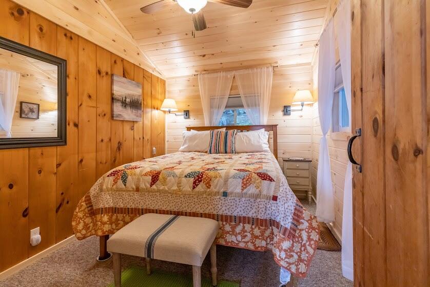 461 West Shore Road Ellsworth, ME 04605 - Photo 11 of 16 463 West Shore Road Interiors