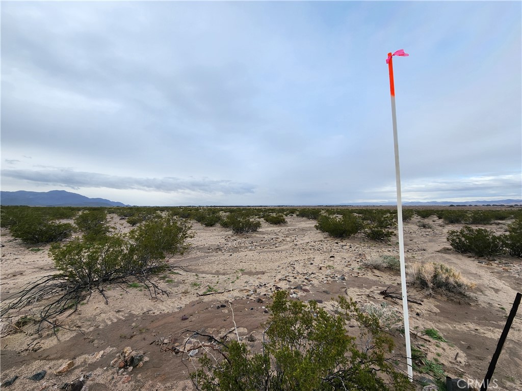 40-ac 40-ac Near Center Road Newberry Springs, CA 92365 - Photo 3 of 9 a view of a beach