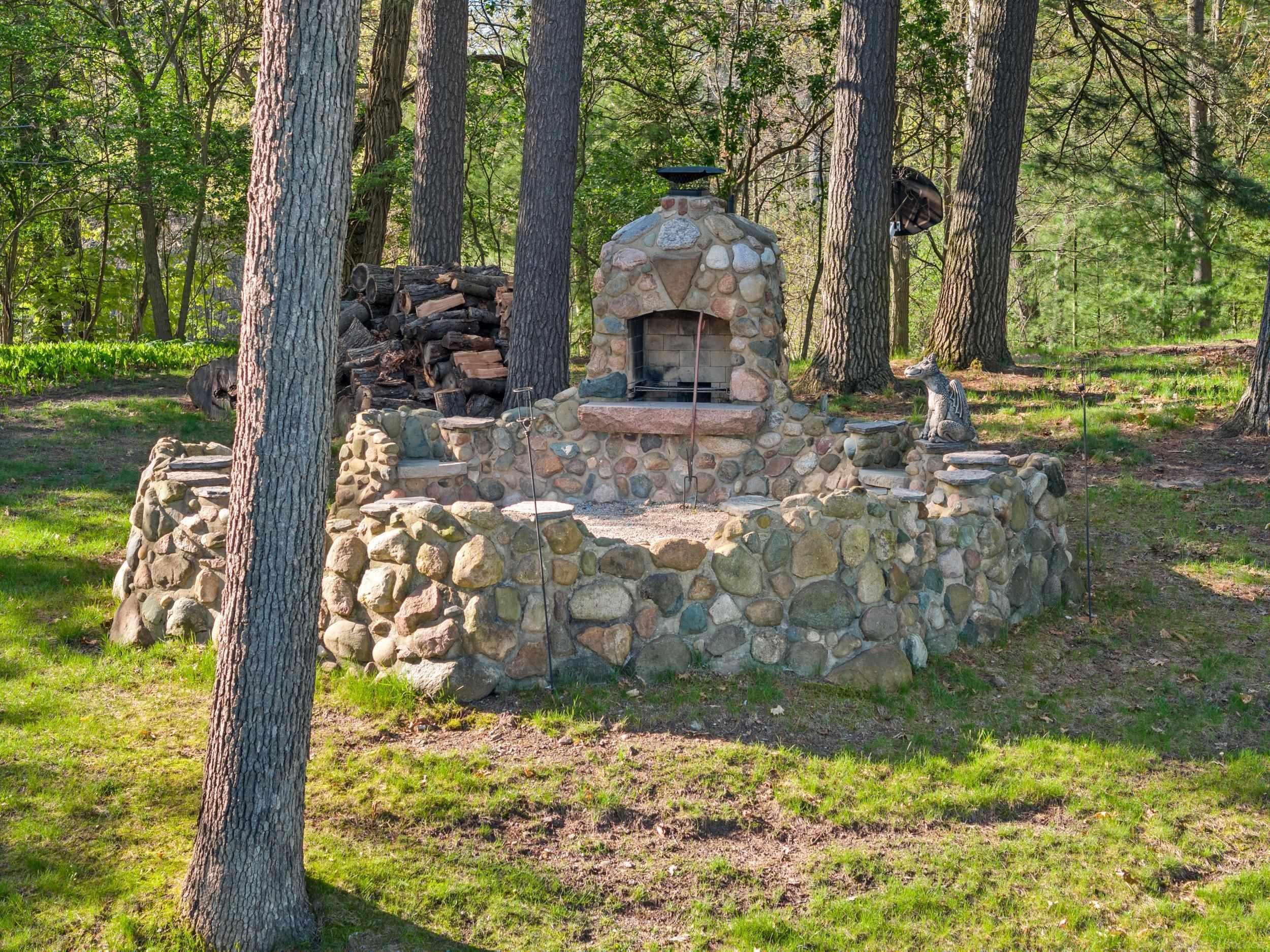 1071 Nakomis Road Lake Orion, MI 48362 - Photo 70 of 71