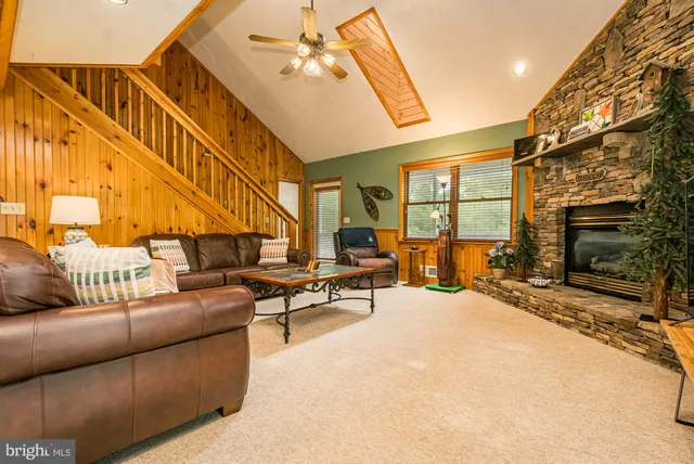 $629,000 | 60 Barbaras Way, McHenry, MD 21541