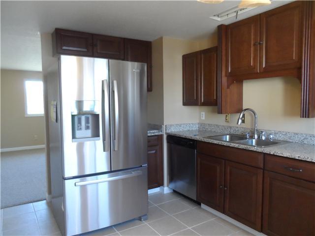 3870 Briggs Road Columbus, OH 43228 - Photo 2 of 16 Gallery Image 2