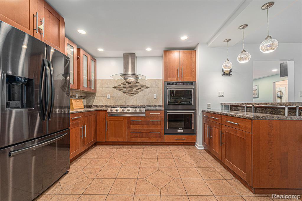 115 Boyken Road Rochester Hills, MI 48307 - Photo 7 of 30