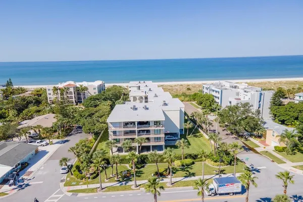 $7,000 | 3200 Gulf Boulevard, Unit 103, St. Petersburg, FL 33706