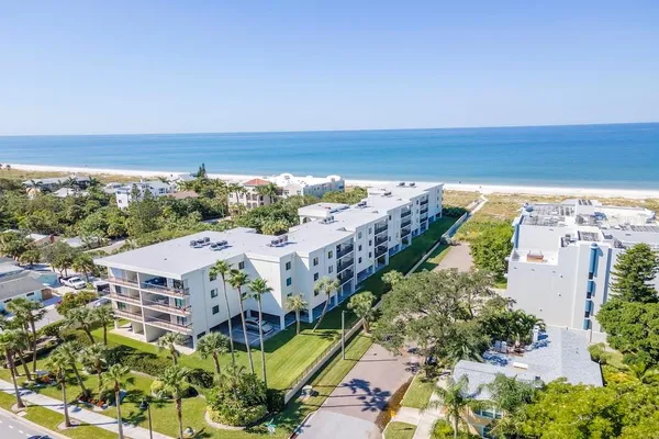 $7,000 | 3200 Gulf Boulevard, Unit 103, St. Petersburg, FL 33706