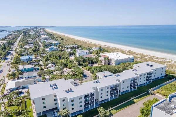 $7,000 | 3200 Gulf Boulevard, Unit 103, St. Petersburg, FL 33706