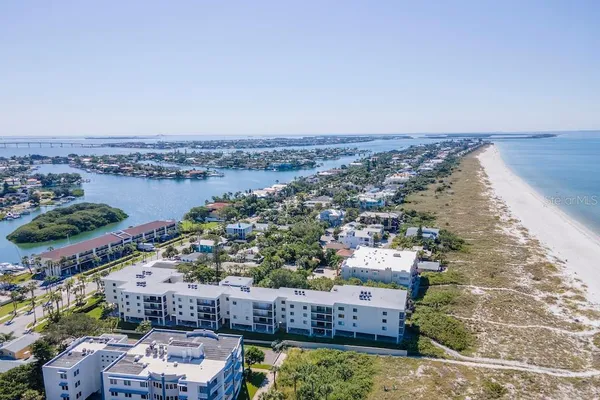$7,000 | 3200 Gulf Boulevard, Unit 103, St. Petersburg, FL 33706