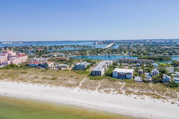 $7,000 | 3200 Gulf Boulevard, Unit 103, St. Petersburg, FL 33706