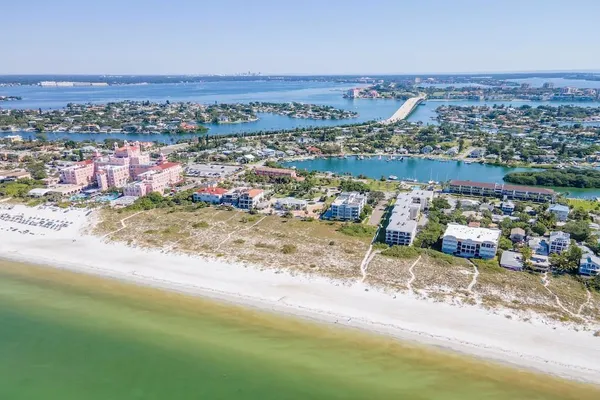 $7,000 | 3200 Gulf Boulevard, Unit 103, St. Petersburg, FL 33706