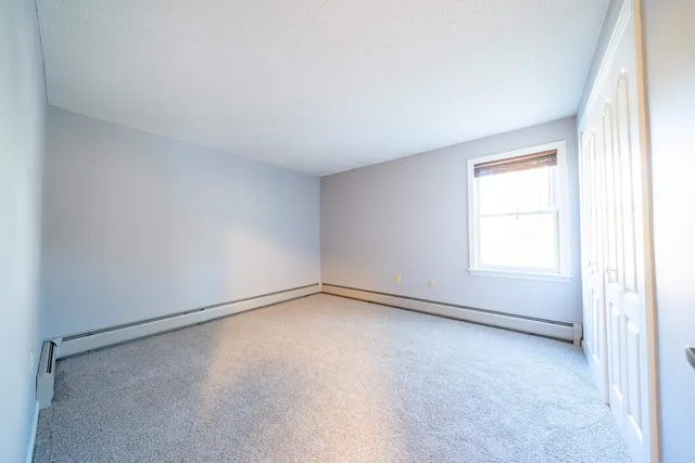 $2,050 | 2 Maple Ridge Drive, Unit 28, Merrimack, NH 03054