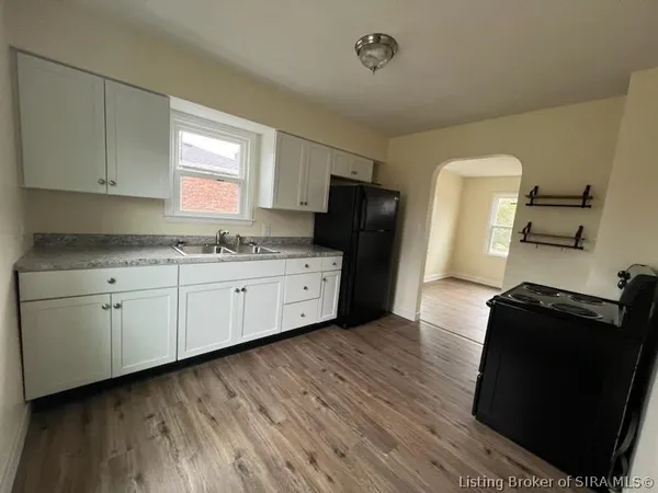 $145,000 | 537 Main Street, Jeffersonville, IN 47130