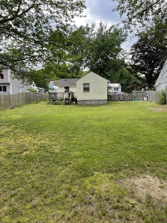 69 Burnham Road Lowell, MA 01852 - Photo 6 of 18 Gallery Image 6