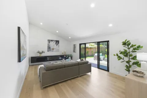 $2,880,000 | 2559 Fairglen Drive, San Jose, CA 95125