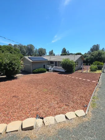 $2,100 | 4674 Hawaina Way, Kelseyville, CA 95451