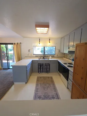 $2,100 | 4674 Hawaina Way, Kelseyville, CA 95451