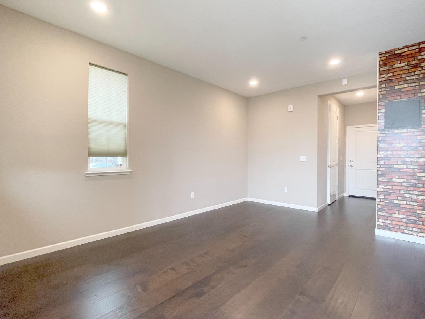 711 Garden Street Milpitas, CA 95035 - Photo 3 of 16