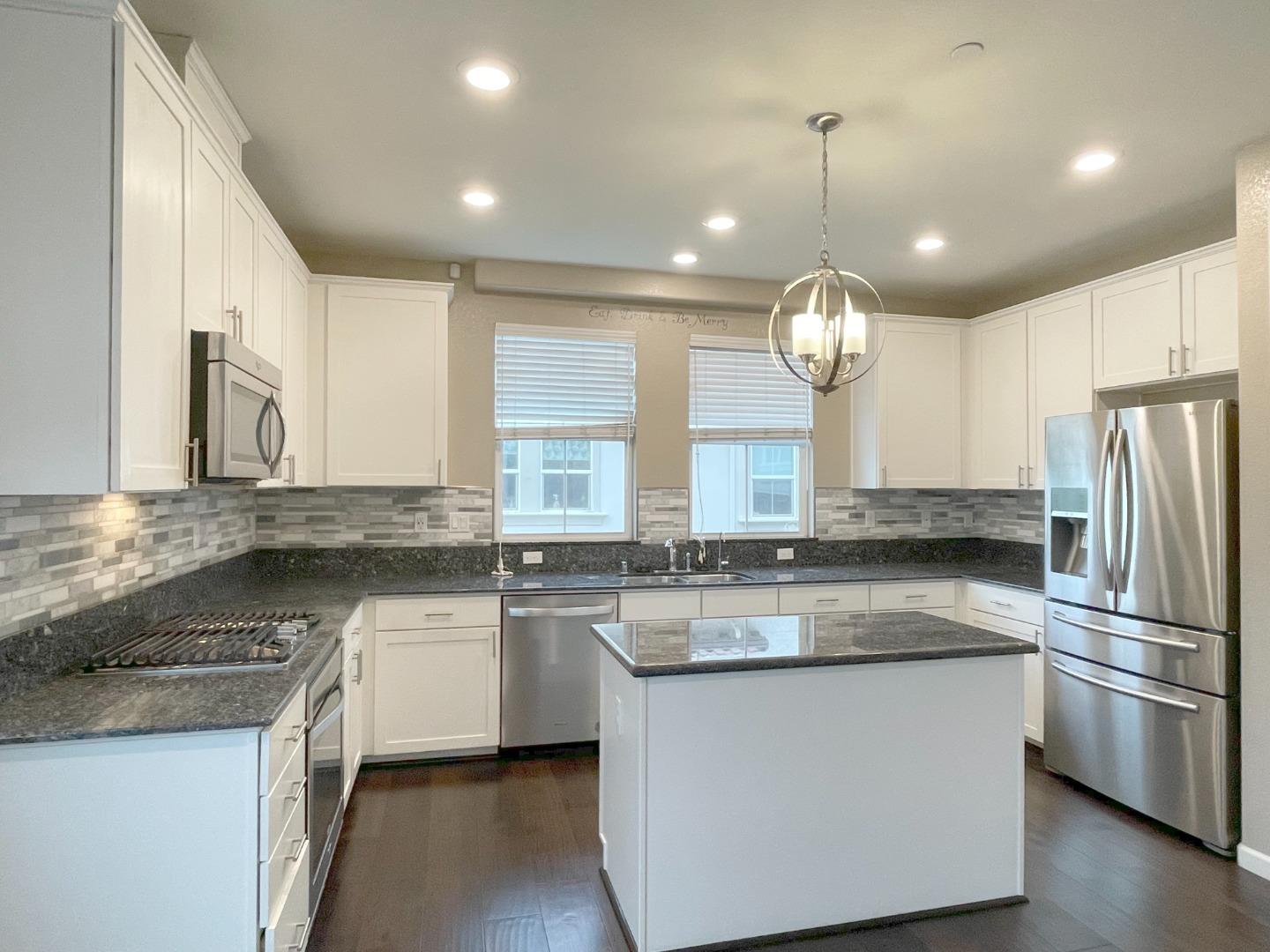 711 Garden Street Milpitas, CA 95035 - Photo 5 of 16