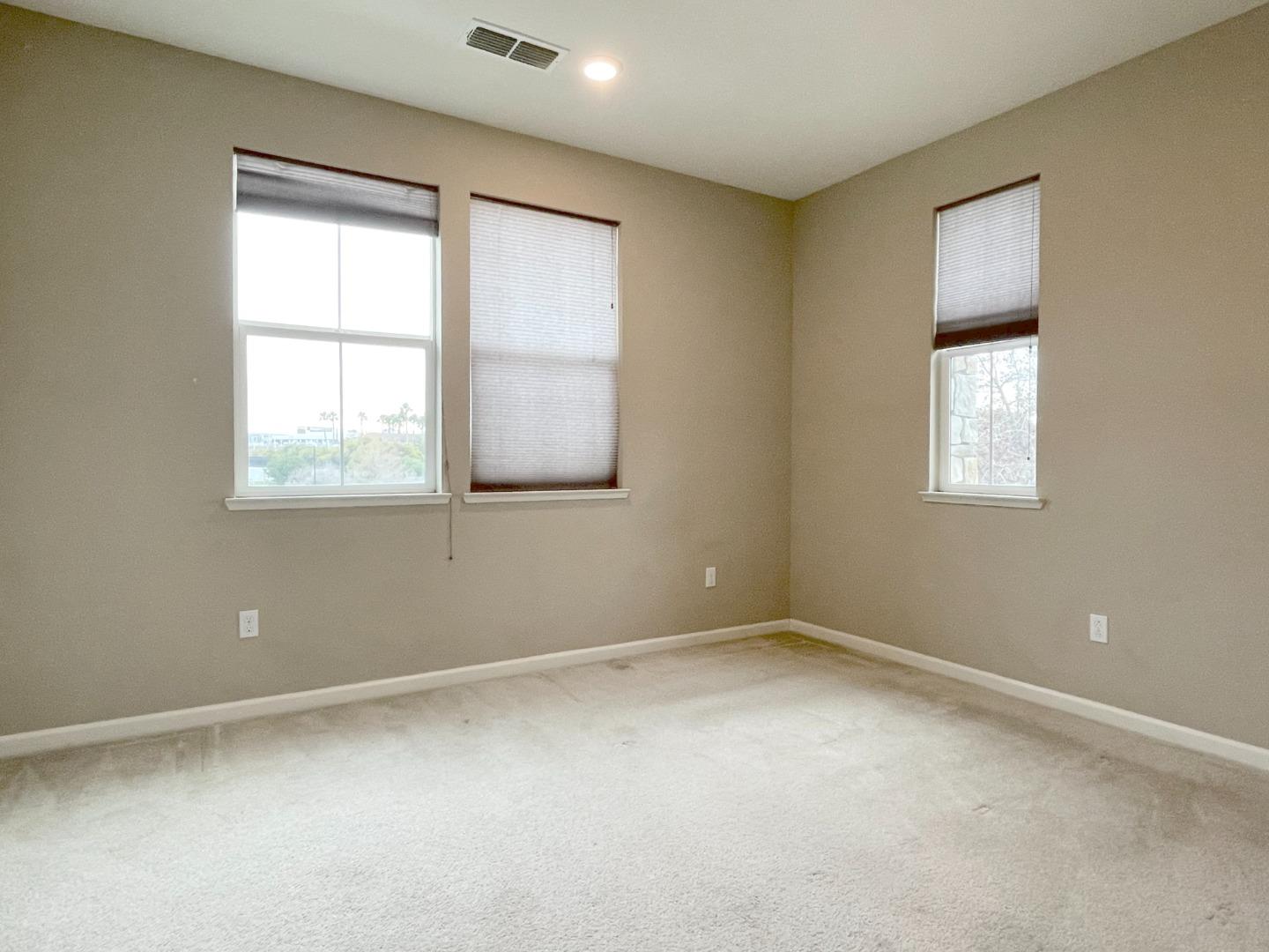 711 Garden Street Milpitas, CA 95035 - Photo 7 of 16