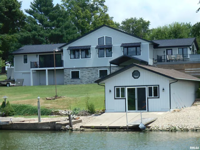 $650,000 | 140 Palemino Drive, Avon, IL 61415