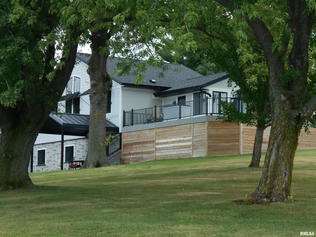 $650,000 | 140 Palemino Drive, Avon, IL 61415