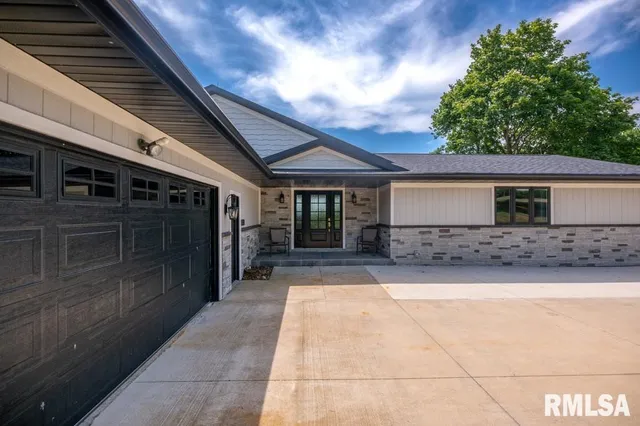 $650,000 | 140 Palemino Drive, Avon, IL 61415