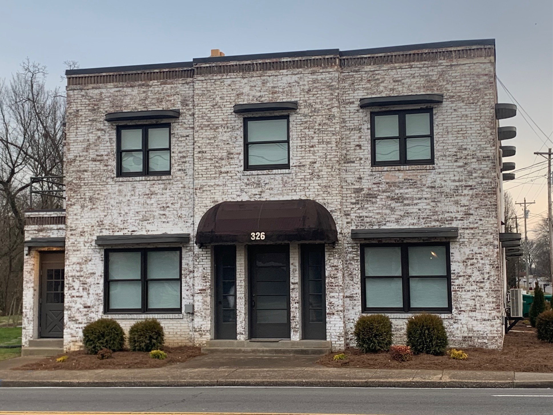 326 West Main Street Lebanon, TN 37087 - Photo 2 of 63 a front view of a house with a garage