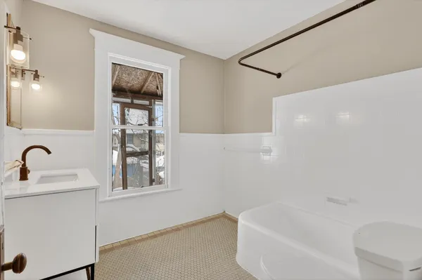 $665,000 | 244 Union Avenue Southeast, Grand Rapids, MI 49503