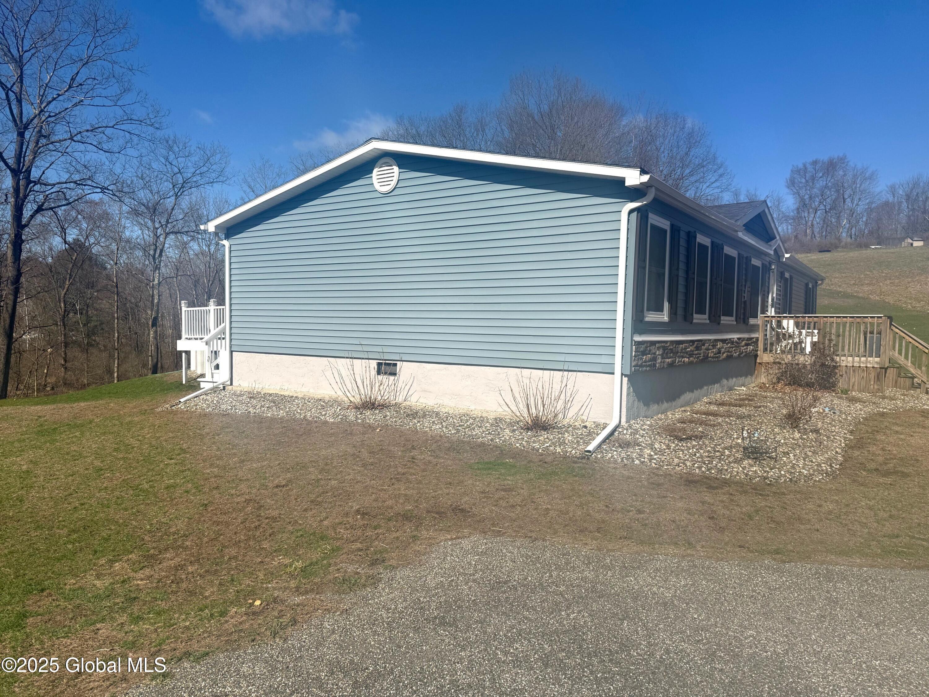 19 Brundige Road Pittstown, NY 12185 - Photo 4 of 52 IMG_2334