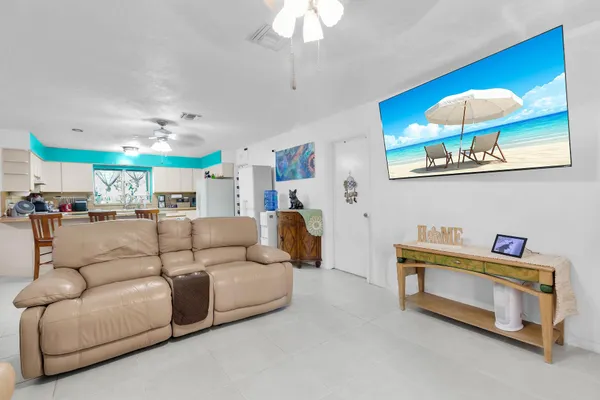 $775,000 | 181 Dove Lake Drive, Tavernier, FL 33070