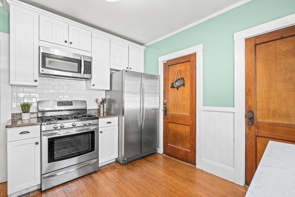 9 Westland Road, Unit 1 Watertown, MA 02472 - Photo 14 of 34 Gallery Image 14