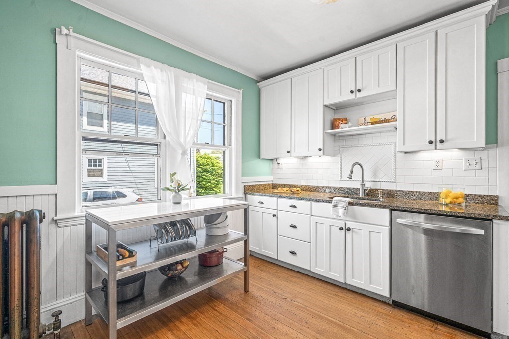 9 Westland Road, Unit 1 Watertown, MA 02472 - Photo 16 of 34 Gallery Image 16