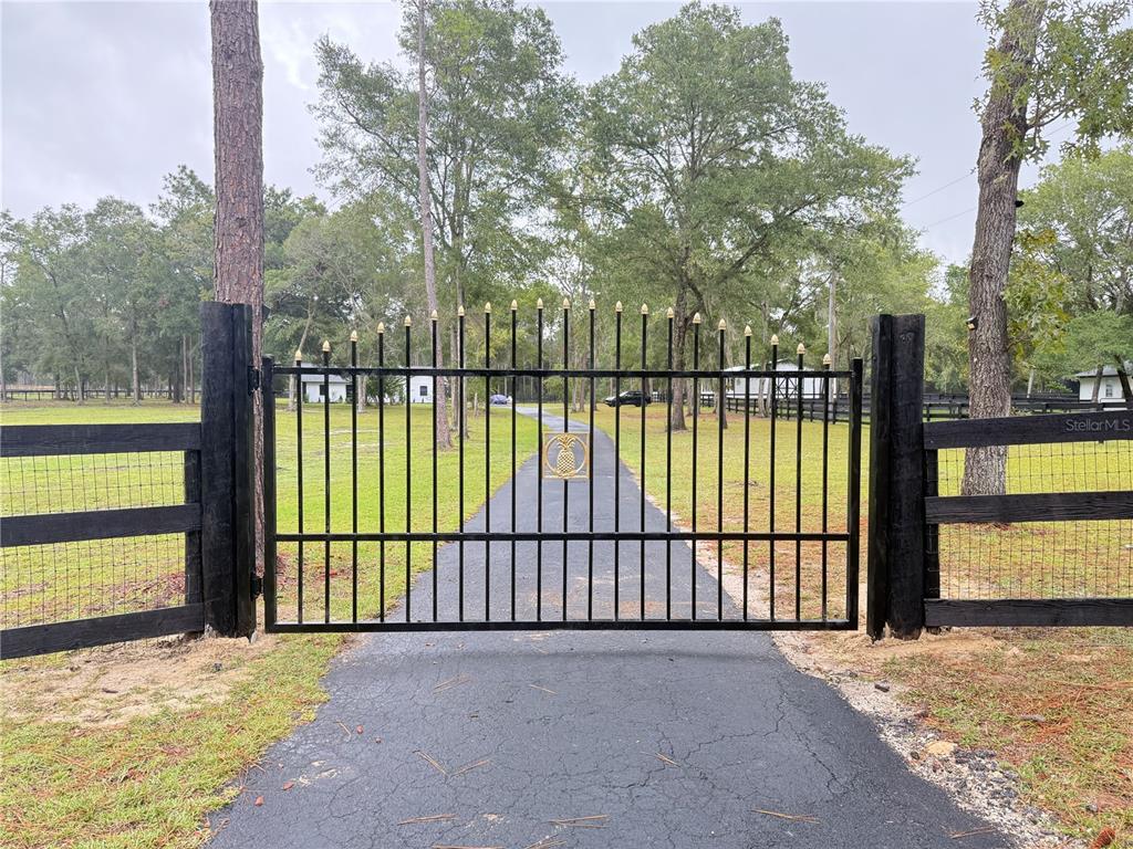 985 Northwest 73rd Terrace Ocala, FL 34482 - Photo 4 of 89