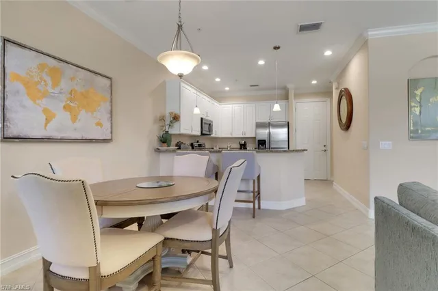 $5,500 | 9098 Capistrano Street South, Unit 7102, Naples, FL 34113