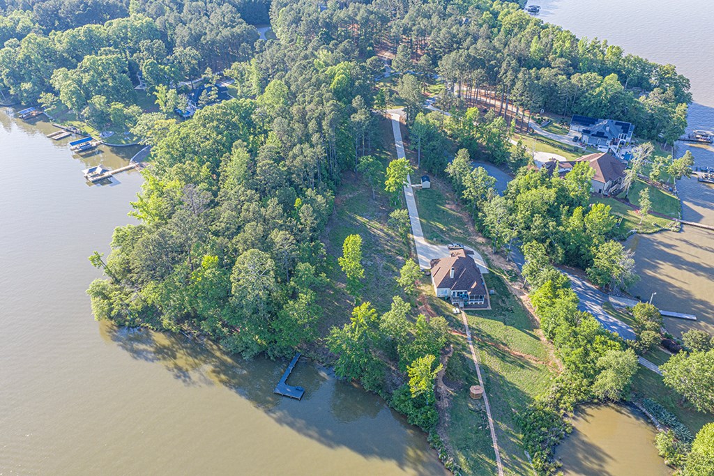 112 Long Point Road Hodges, SC 29653 - Photo 8 of 16