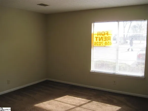 $1,250 | 713 East Curtis Street, Unit 11, Simpsonville, SC 29681
