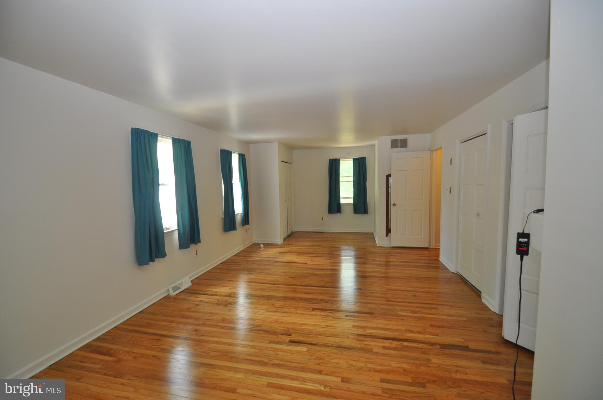 113 Irick Road Westampton, NJ 08060 - Photo 14 of 33 2nd floor Master bedroom