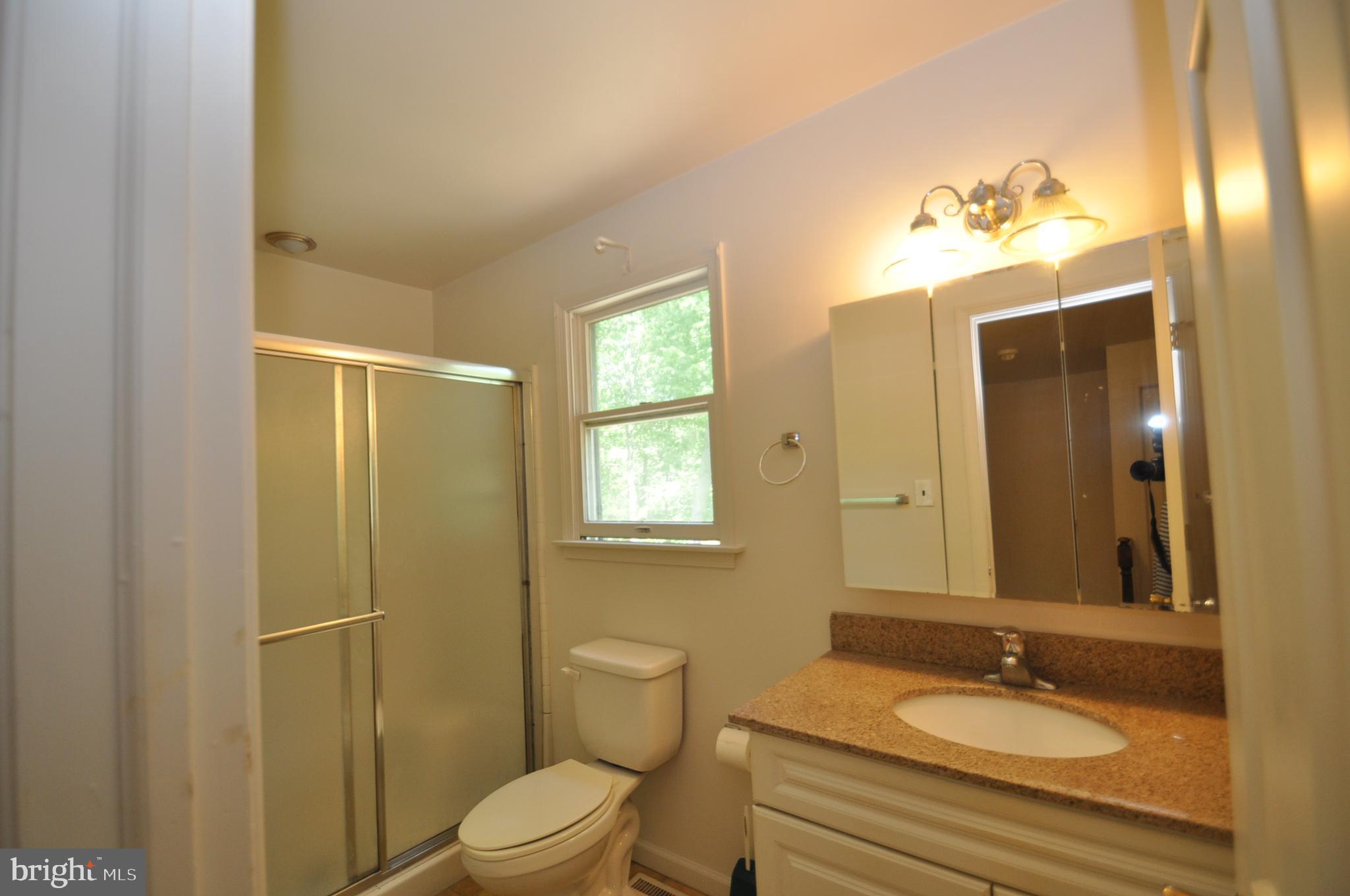 113 Irick Road Westampton, NJ 08060 - Photo 16 of 33 Hall bath 2nd floor