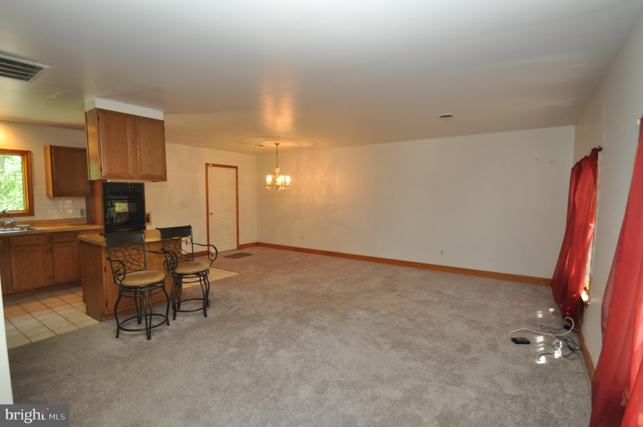 113 Irick Road Westampton, NJ 08060 - Photo 26 of 33 Living area