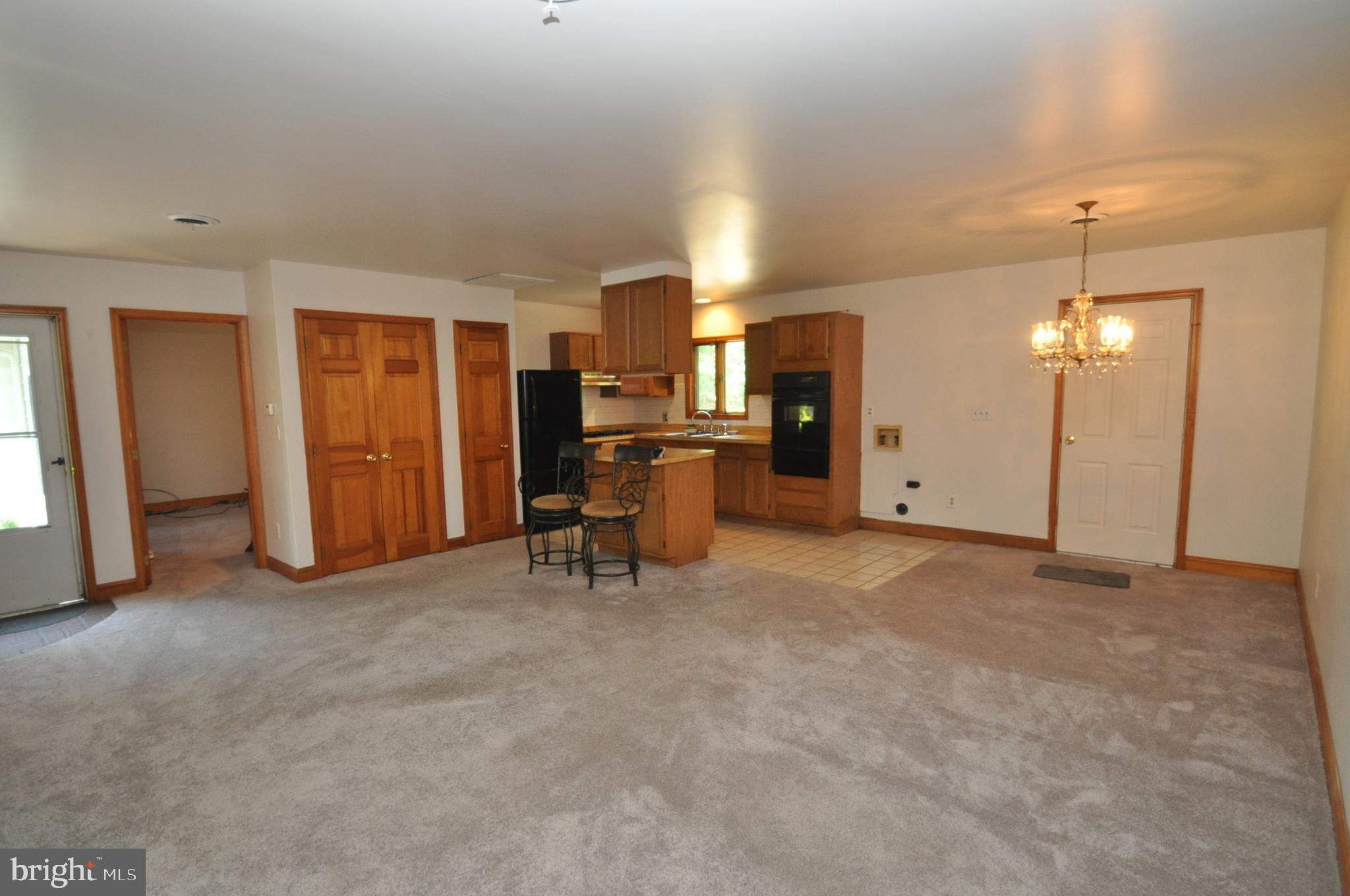 113 Irick Road Westampton, NJ 08060 - Photo 27 of 33 Living area