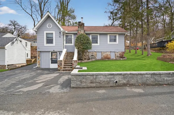 $325,000 | 6 Glendale Road, Greenwood Lake, NY 10925