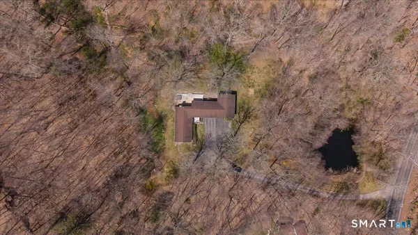 $650,000 | 370 Quaker Farms Road, Southbury, CT 06488