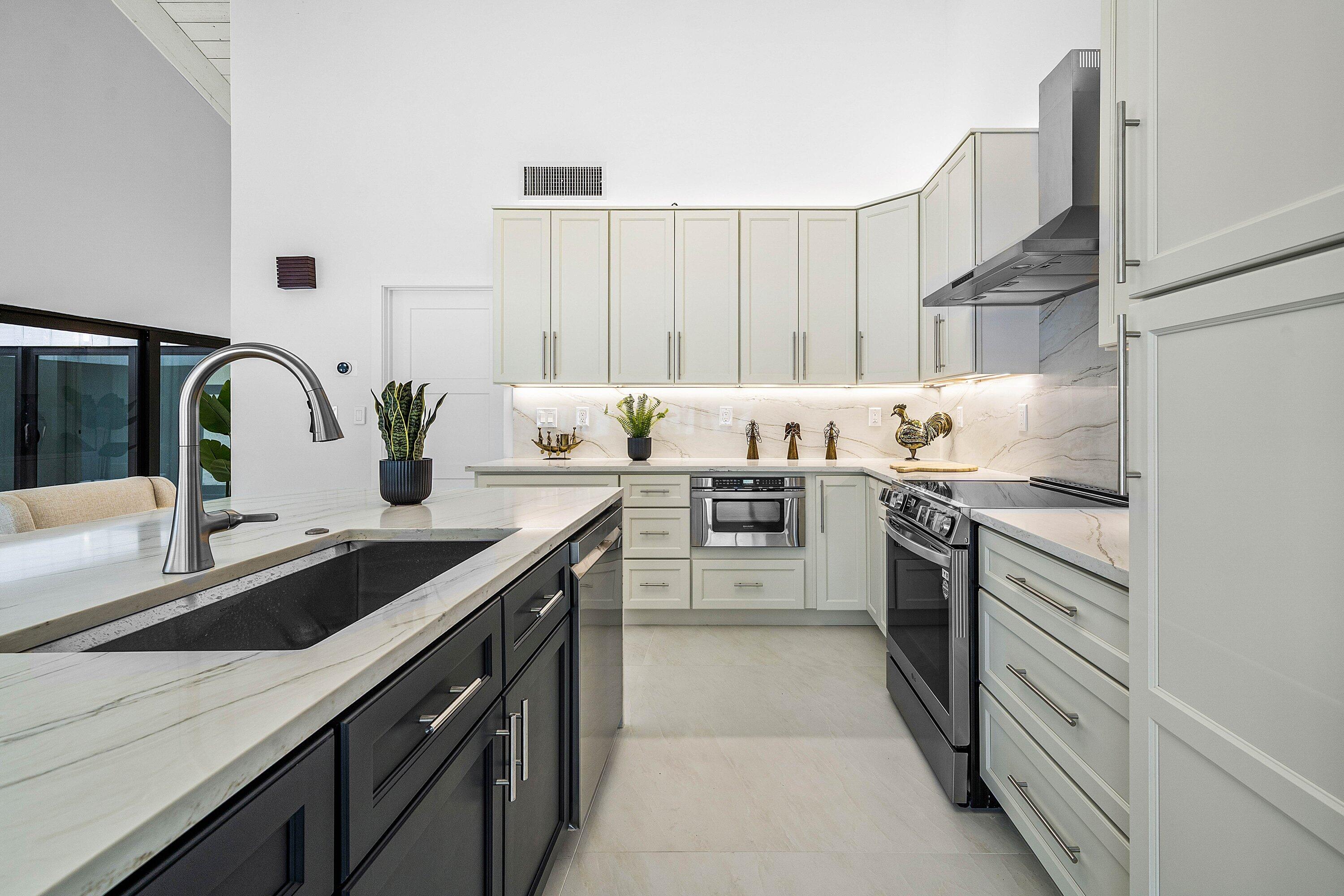 1520 Southwest 17th Street Boca Raton, FL 33486 - Photo 10 of 47 012-1520Southwest17thStreet-BocaRaton-FL