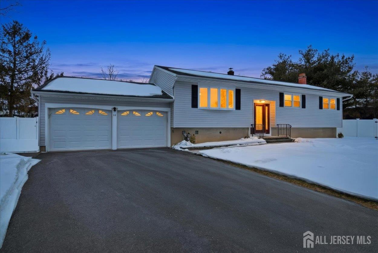 10 Elizabeth Court Edison, NJ 08817 - Photo 28 of 38