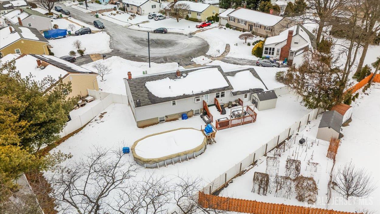 10 Elizabeth Court Edison, NJ 08817 - Photo 34 of 38