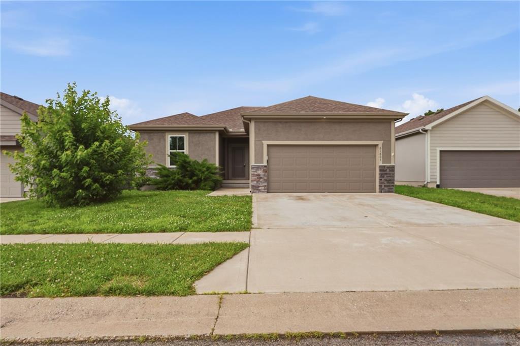 21803 Southcreek Road Peculiar, MO 64078 - Photo 1 of 54
