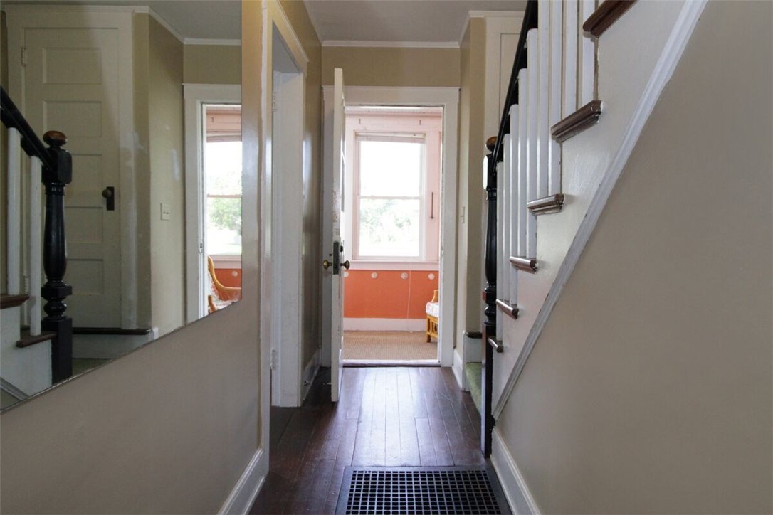 53 Old Fort Road Newport, RI 02840 - Photo 32 of 40 Hallway